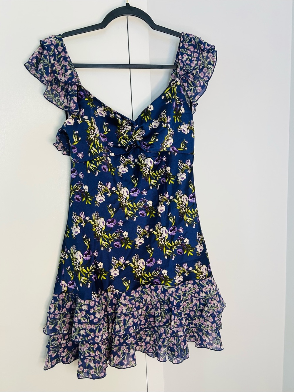 Forever 21 Womens Navy Floral Ruffle Mini Dress Size L NWT - Picture 2 of 8
